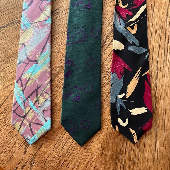 Vintage Lanvin Paris Silk Tie with a Pastel Paint Brush Stoke Pattern - Picture 10 of 10